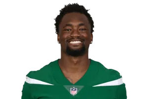 Corey Davis headshot