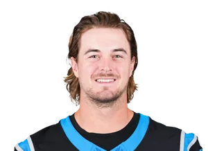 Kenny Pickett headshot