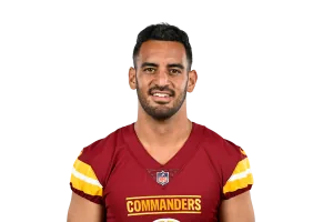 Marcus Mariota headshot